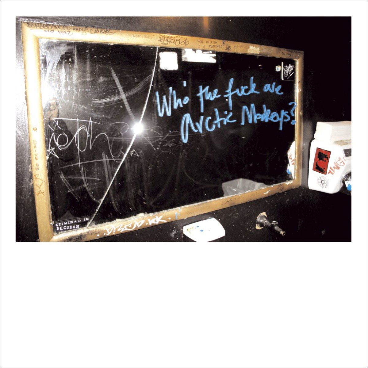 Arctic Monkeys :Who The Fuck Are Arctic Monkeys CD