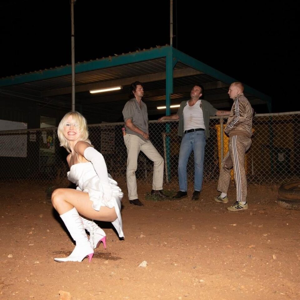 Amyl-and-The-Sniffers-U-should-Not-Be-Doing-That-Facs-7-comprar-single-online